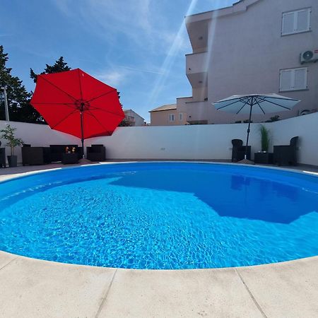 Summer Holiday Apartments 노바야 외부 사진